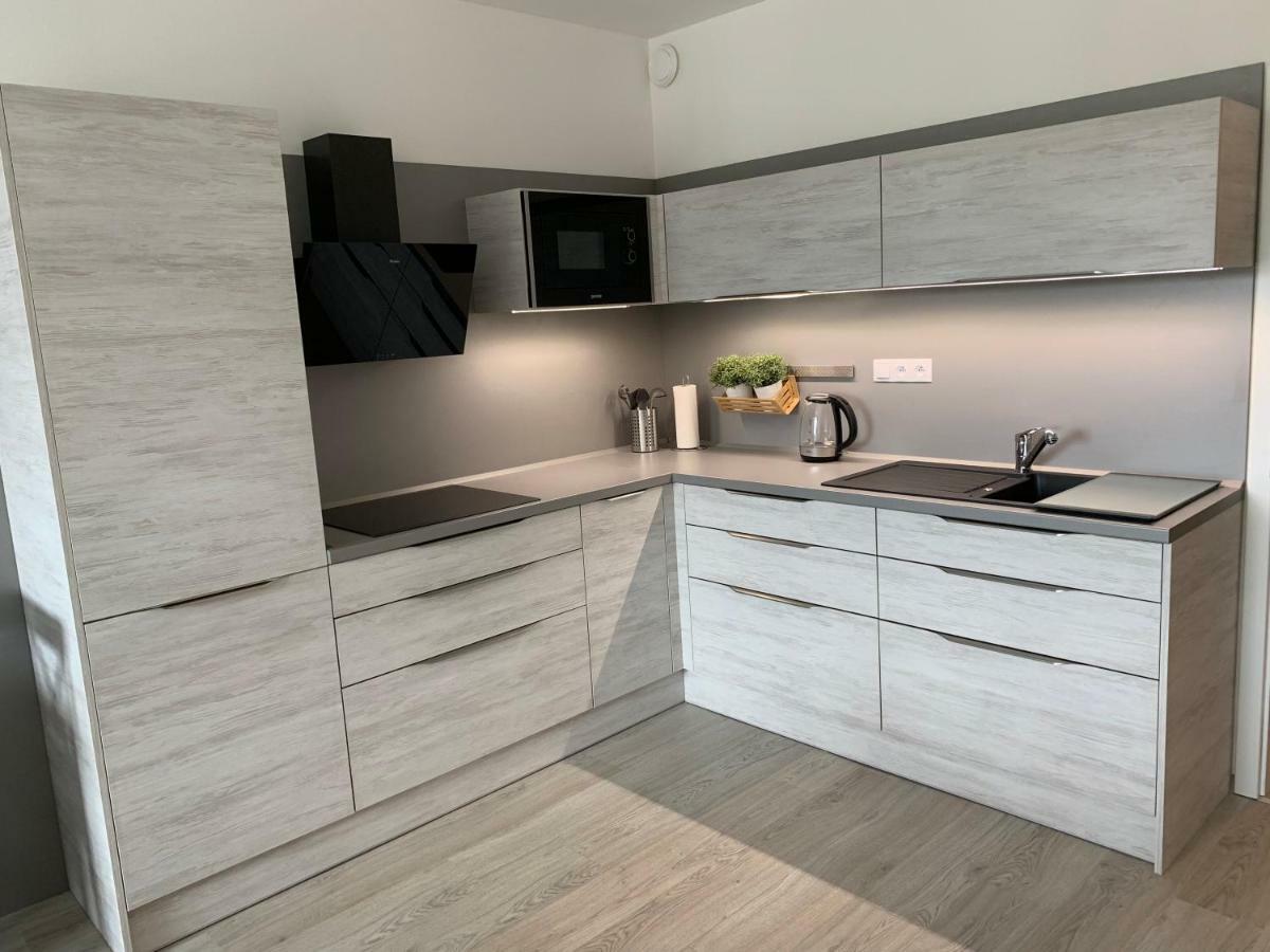Apartman Denisa ลิปโนนัดเวิลตาวู ภายนอก รูปภาพ